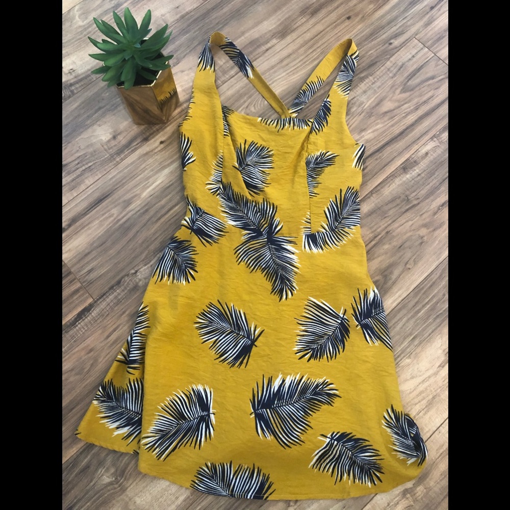 Palm dress